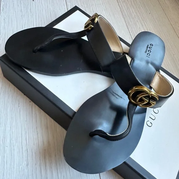 Gucci Black Sandals with Gold Accents Brand new with box and dustbag Gucci Black Slide Sandals  main image 4